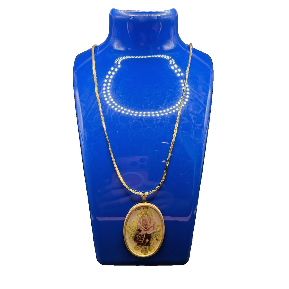 Vintage Ambassador Korea Floral Pendant Necklace Gold Tone Rose Cameo Magnetic